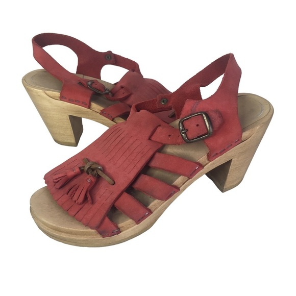Swedish fringe wooden sandals red size 6 heeled leather - Picture 5 of 7
